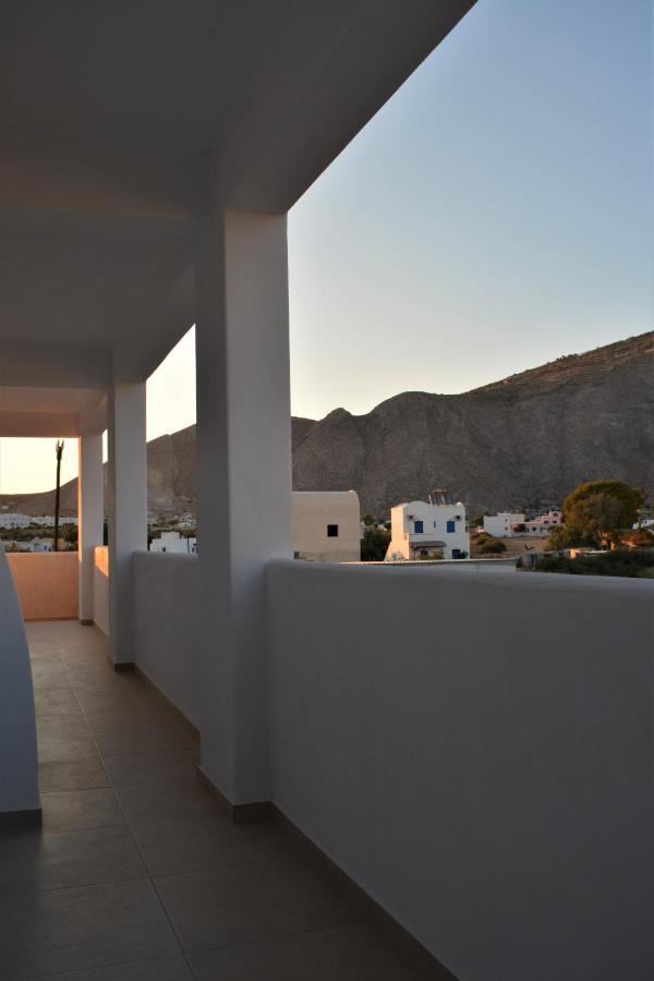 Villa Konstantinos Perissa  Exteriör bild