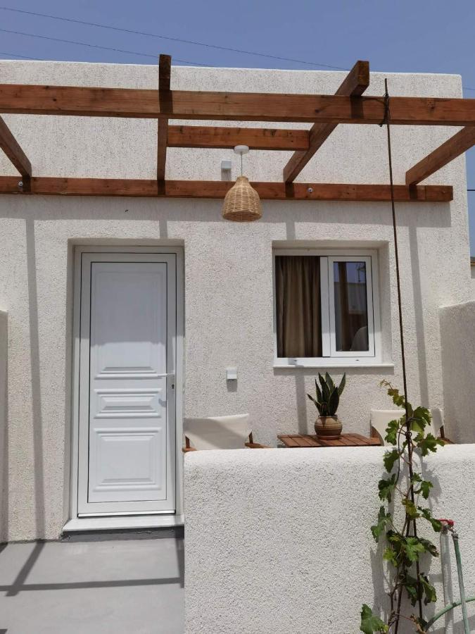 Villa Konstantinos Perissa  Exteriör bild